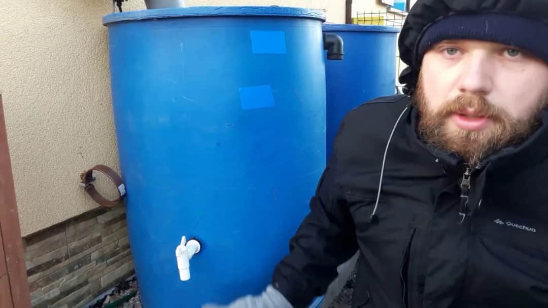 Jak zamontować kran w beczce na deszczówkę? Szczelnie i bez wycieków!