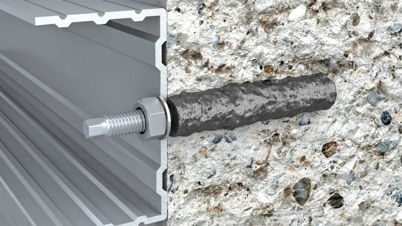 Kotwa chemiczna z koszykiem: Montaż krok po kroku w pustakach